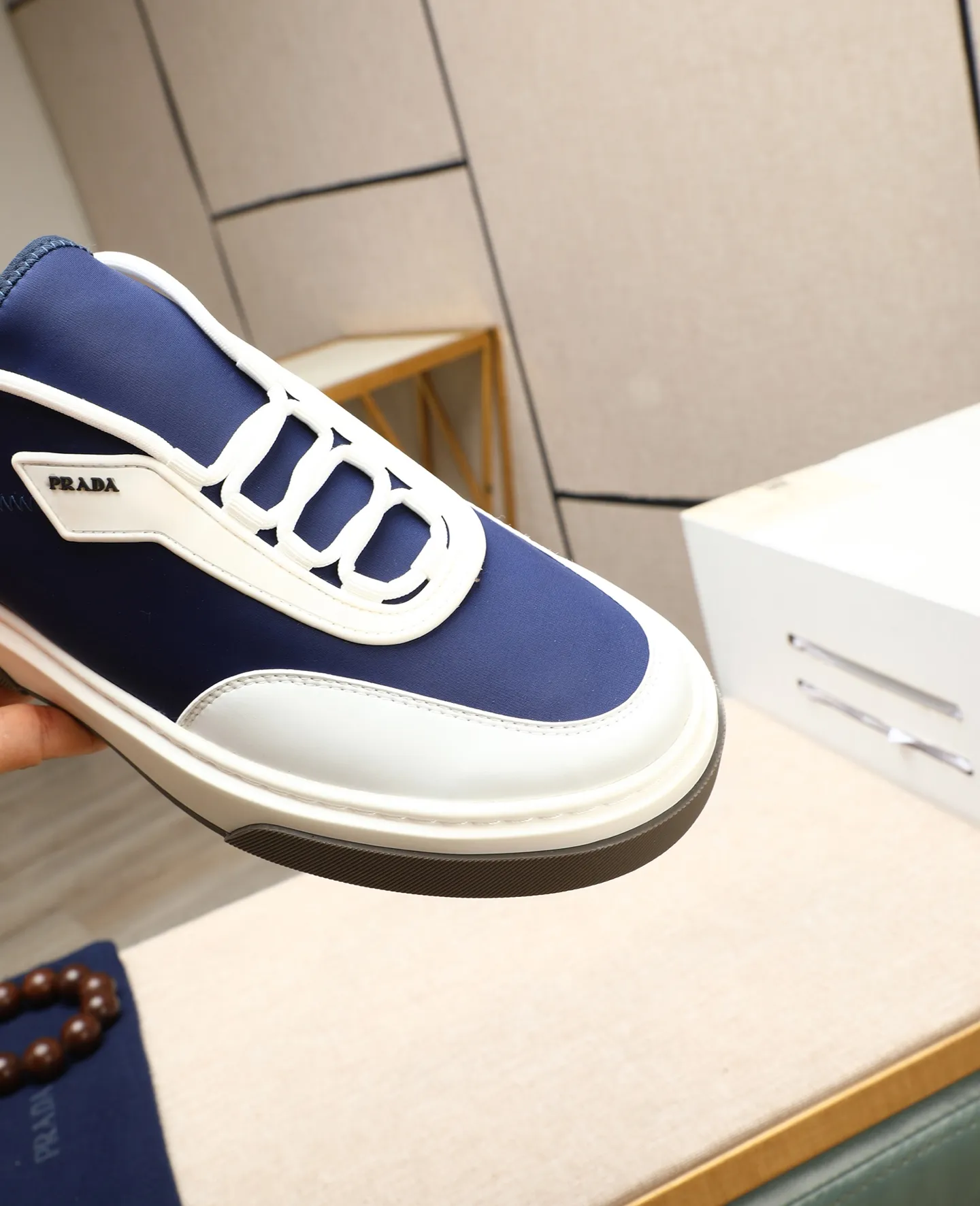 Men's shoes 💰580 [PRADA] Prada - High-end quality original order - Upper: 🔝 silk calfskin, brand canvas cloth, brand metal fasteners - Lining: mesh, foot pads; top-grade cowhide - Outsole: ultra-light TPU foam; molded outsole - Ultra-high quality control·Fine workmanship: highlighted (high-end·luxury·grade) -Size: 38-44 (45 can be customized) Wang